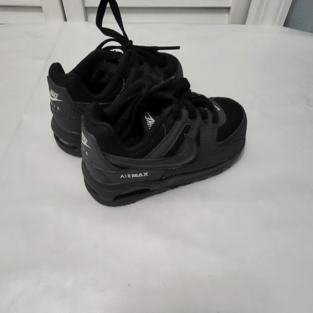 Baby Nike Air Max sneakers size 6C new